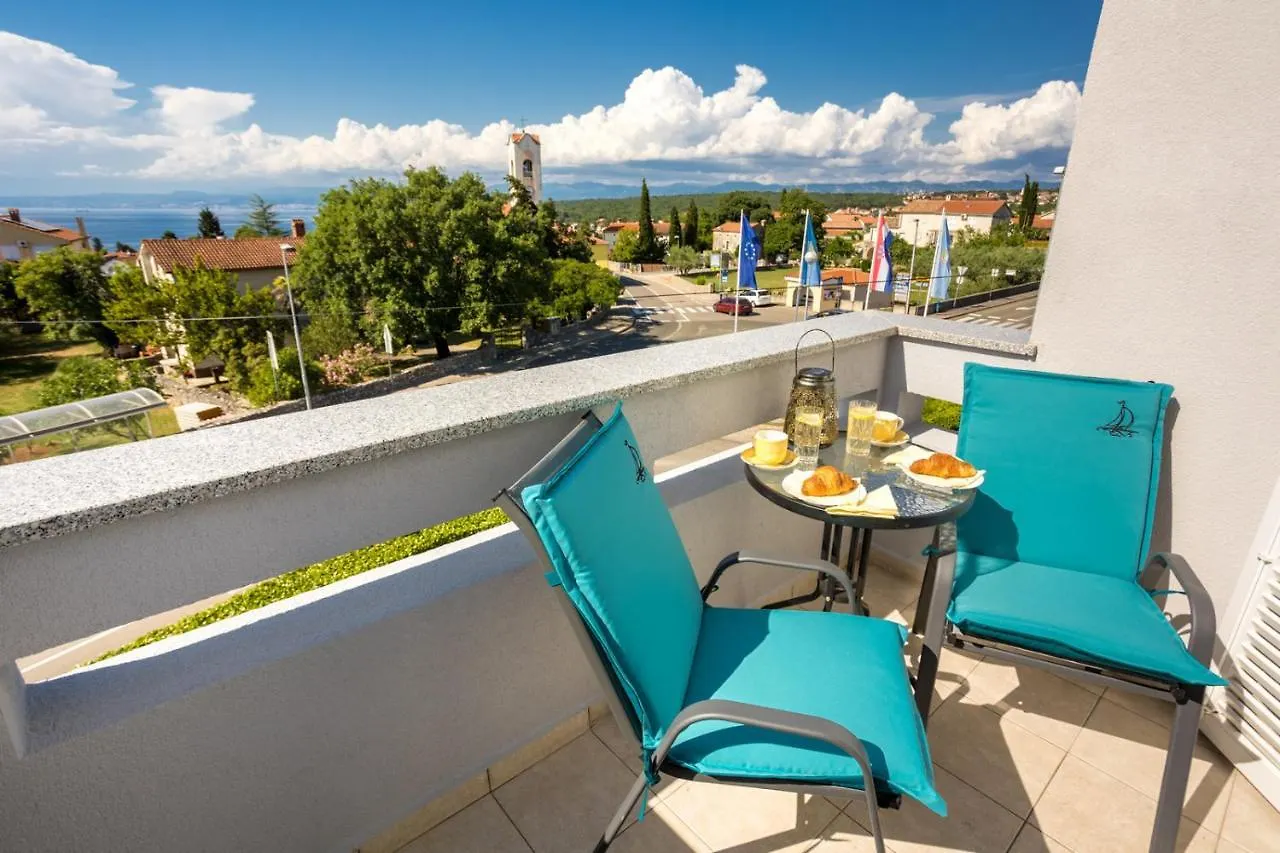 Apartment Aqua Малинска